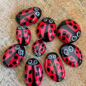 Marienkäfer, Gartensteine, Dekoration, Gartenkunst, Gartenstein, Muttertagsgeschenk, Geschenk für Gärtner, handbemalte Marienkäfer