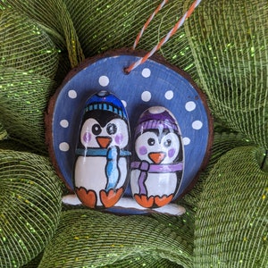 Penguin painted rock ornament, Hand painted penguin rocks, pebble art, pebble penguin couple, gift for penguin lover, Christmas ornament