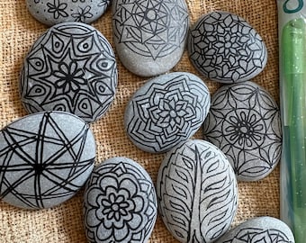 Adult Coloring Rocks Kit: Mandala Designs, Craft DIY, 10 Kindness Stones