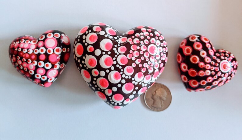 Heart shaped mandala painted rocks Valentines painted rocks | Etsy