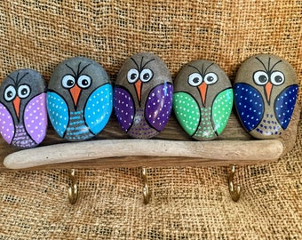 Owl family wall hanger, Painted rock owls, wall hanging, gift for owl lover, housewarming gift, Key hanger, painted rock owls