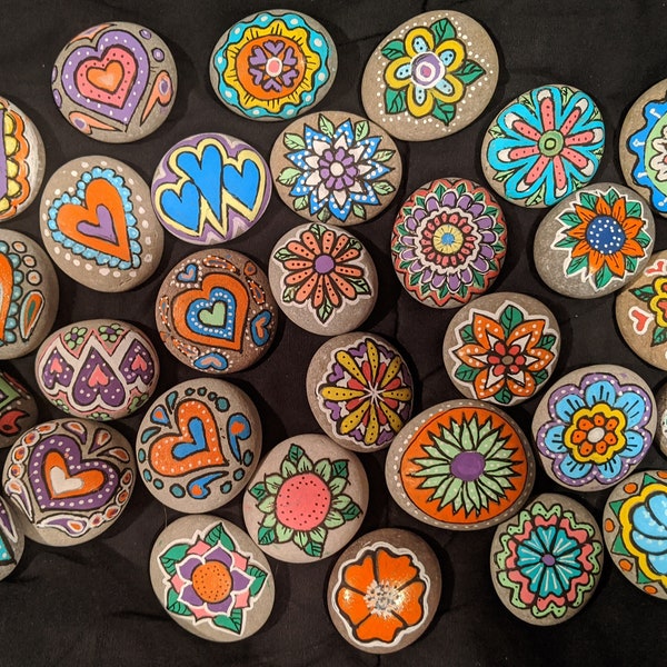 assortment of painted rocks, kindness rocks, hand painted flower themed rocks, wedding favor painted rocks, party favor rocks,Table favors