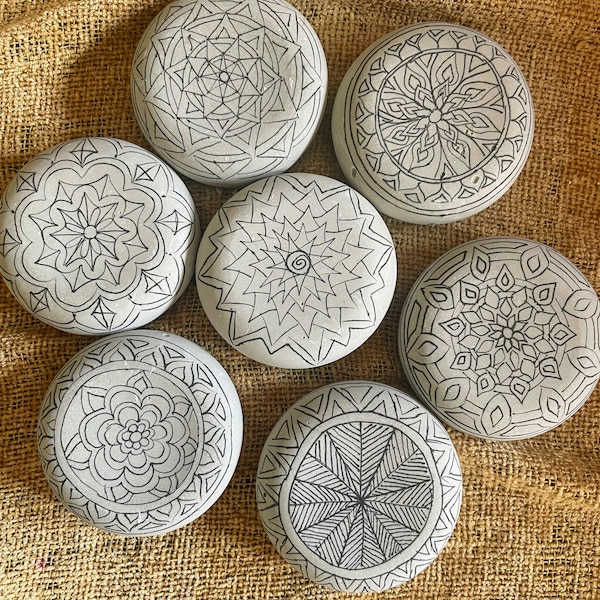 Set of 8 adult coloring rocks, zentangle painted rocks kit, DIY painted rocks, artificial painted rocks, Group activity,