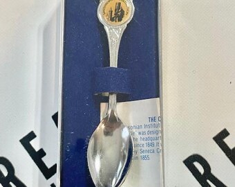 Vintage Smithsonian Collector's Souvenir Spoon NEW
