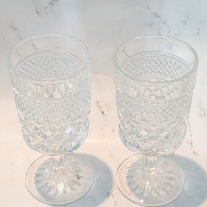 Vintage Anchor Hocking Wexford Clear Goblet Large Wine Glasses Set of 2