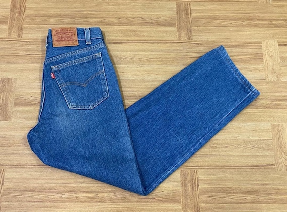 Levis Jeans 701 Dark Blue tapperd Jeans Men/Women
