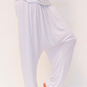 Pantaloni da yoga bianchi larghi Comfort Flow - Stile Harem