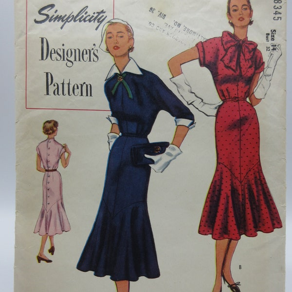 Simplicity Designer's Printed Dress Pattern 1950s with Detachable Collar and Cuffs 8345 Size 14 Bust 32 inches Complete 8345