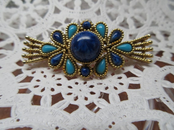 Capri Faux Turquoise and Lapis-lazuli Gold Tone Brooch, Beautiful Quality...