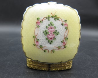 Vintage Guilloche Compact by LaMode 1930s Roses on White and Yellow