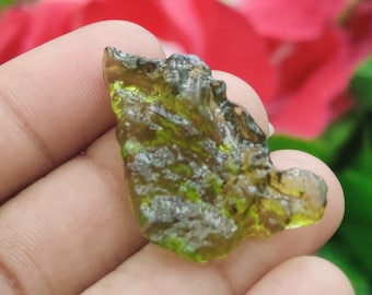 Czech Republic Moldavite 21 Carat Natural Stone With Red Spot Very Rare AAAAA +++++ Grade