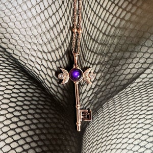HECATE&#39;S KEY with MOONSTONE Triple Goddess Sterling Silver 925K Handcrafted Witchy Necklace with beaded chain.Hecate sign.
