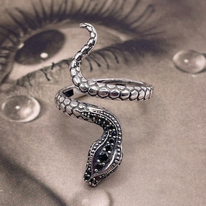 Silver Snake 925 Ring, Sterling Silver Adjustable Serpent Ring, Black Snake  Handmade Ring, Design by Chamundajeweller925 - Etsy