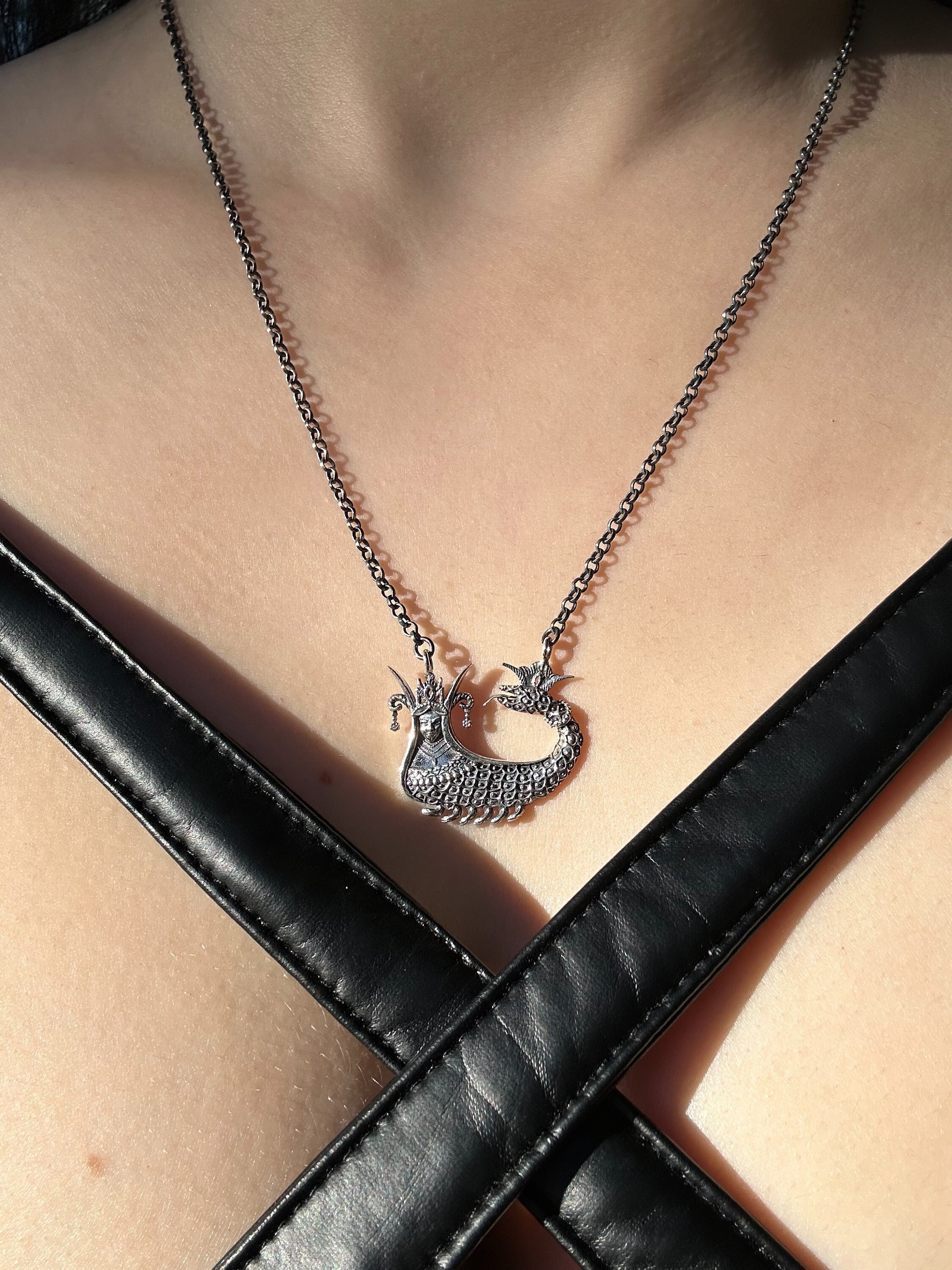 さらに100円引き◆MISCHIEF◆RHOMBUS SNAKE NECKLACE Solid Gold Pave Diamond Snake Necklace – Raf the Label