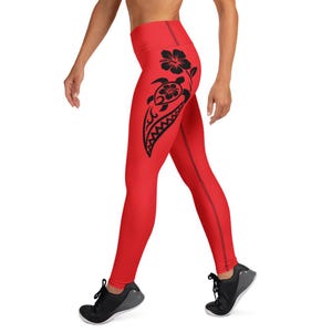 Polynesian Black Tribal Leggings with Hibiscus Flower – Black & Purple Yoga Pants for Women | Hawaiian Island Activewear | SIS Brand