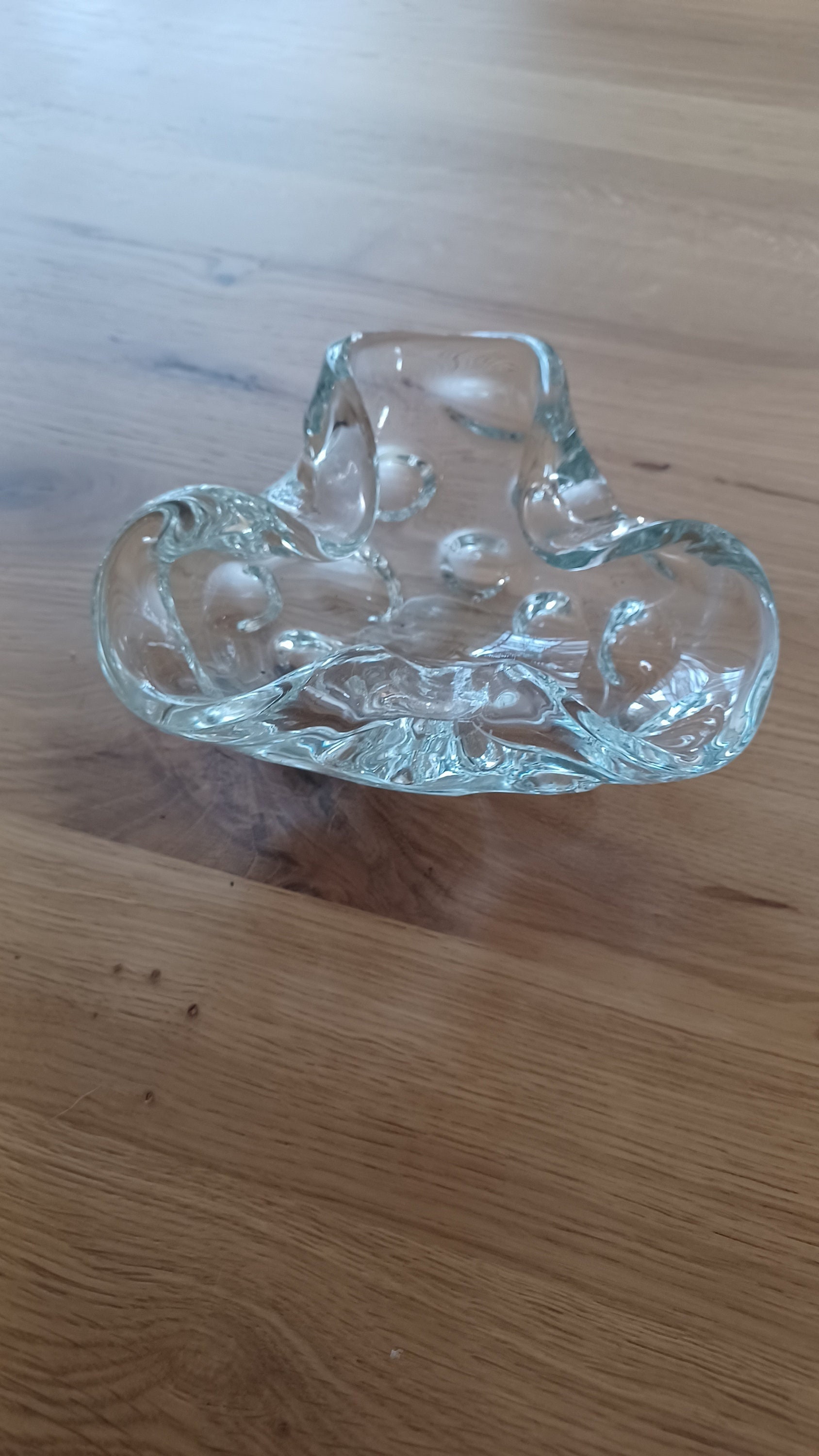 Großer Aschenbecher aus ionisierendem Glas mit speziellem
