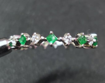 Silver Emerald Stacking Ring Natural Emerald Ring May Birthstone Ring 925 Sterling Silver Green Emerald Ring