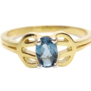 Solid Gold Blue Topaz Anniversary Ring 4x6 mm Oval London Blue Topaz Engagement Ring Gold Minimalist Ring Blue Anniversary Ring Gold Ring