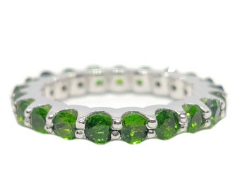 Green Stone Eternity Stacking Ring Green Chrome Diopside Eternity Engagement Band Green Diospide Stackable Band 925 Silver Eternity Band