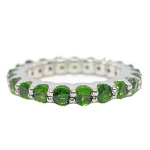 Green Stone Eternity Stacking Ring Green Chrome Diopside Eternity Engagement Band Green Diospide Stackable Band 925 Silver Eternity Band