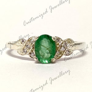 Silver Emerald Anniversary Ring 1 Ct Emerald Promise Band May Birthstone Ring Green Stone Ring Birthday Gift For Her May Birthday Gifts