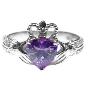Silber lila Claddagh Ring irischer Silberring Amethyst Farbe Herz CZ Ring Silber Versprechen Ring 925 Sterling Silber irischer Claddagh Ring