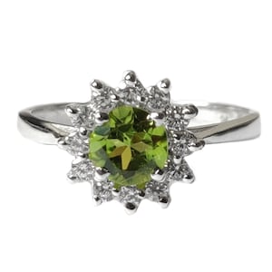 Silver Peridot Solitaire Ring Round Peridot Promise Ring Natural Peridot Anniversary Ring Birthstone Ring Mothers Day Gift Birthstone Rings