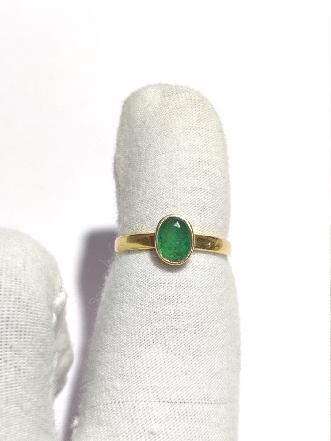 18K Yellow Gold Emerald Ring 5x7 Mm Oval Emerald Ring Emerald Dainty Ring Solid Gold Emerald