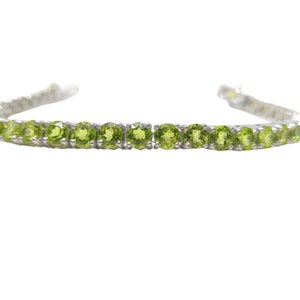 Silver Peridot Bracelet Tennis Peridot Bracelet 4-6 mm Round Peridot Tennis Bracelet August Birthstone Bracelet 925 Silver Peridot Jewelry