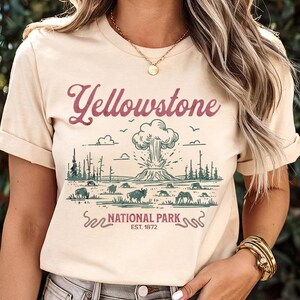 Retro Yellowstone National Park - Shirt, Zion, National Park Shirt, Everglades, Yosemite, Camping shirt, Grand Canyon, Nature shirt