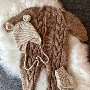 Unisex Hand Knit Baby romper hat and booties set, Hand knitted baby sweater, Knitted baby jumper, Coming home baby outfit