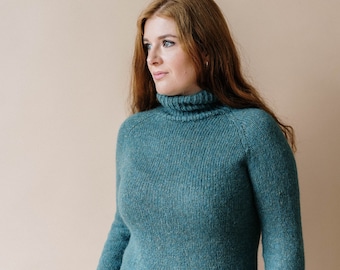 Women’s Handknit Sweater, Soft Wool Sweater Women, green soft alpaca sweater, alpaca pullover ladies, Mother's day alpaca turtleneck sweater