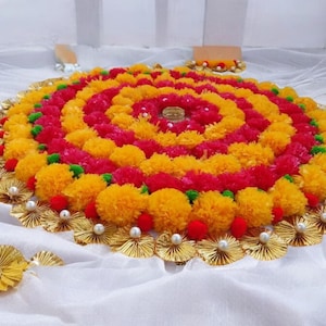 Bellissimo centrotavola floreale Rangoli con fiori artificiali fatto a mano con spedizione espressa, fiore di calendula antico con decorazione floreale Gota.