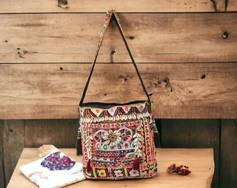 Banjara tassen patchwork tas boho draagtas vintage draagtas boho stijl portemonnee handgemaakte tas hippie tas boho tas hobo tas Tribal tas