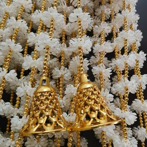 Artificial Mogra Bell Fluffy Creeper Garland - Perfect for Holi, Muslim Weddings, Eid Decor, Anniversaries ,New Home Gifts
