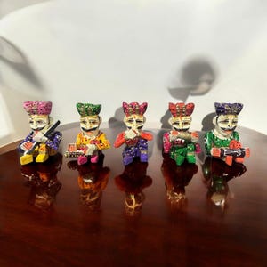 Indische Musiker Männer Set von 5 Holz, Hand geschnitzte Holz Indische Puppen, Rajasthani Handgeschnitzte Holzfigur, indisches Kunsthandwerk