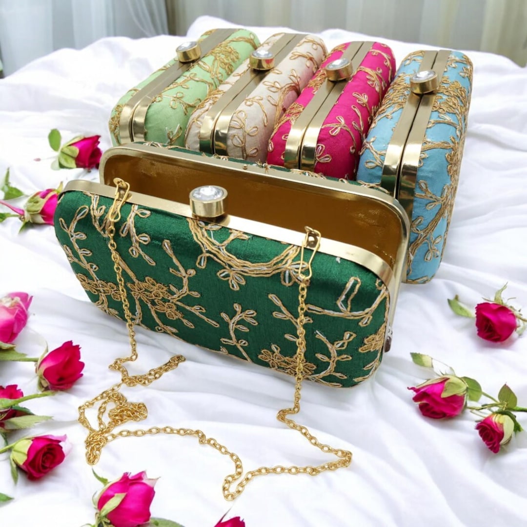 クラッチバッグ Silk bag Made in India Embroidered Silk Clutch Bag: Indian Wedding Party Handbag - Etsy