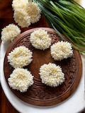 Jasmine Scented Sangeet Haldi Mehndi Ganey GAJRA Ganaas Bracelets Mehndi Mayoon Kalire Indian Wedding Favours for hair bun