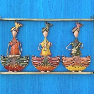 Wall Frame Wrought Iron Showpiece Indian Standing Decorative Traditional Statue Figurine