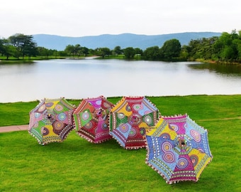 Paraguas de algodón con bordado floral: decoración mehndi para bodas indias