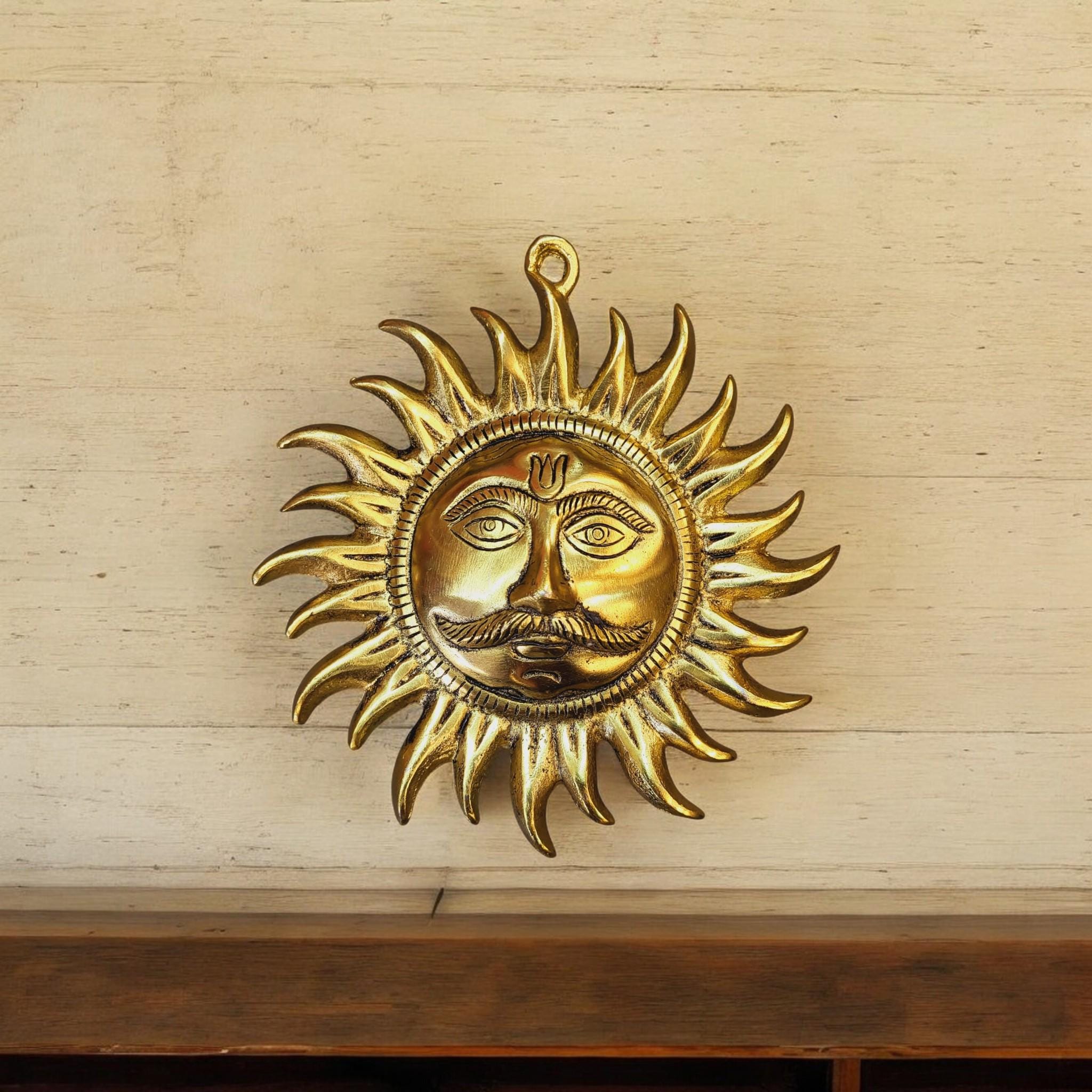 Sun God Wall Hanging: Metal Surya Decor for Pooja Room - Etsy Norway
