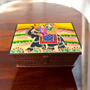 Wooden Box ,Indian Wooden Box, Indian Favor Box, Wooden Jewelry Box, Wooden Keepsake Box, Wooden Trinket Box, Indian Gift box, Indian Box