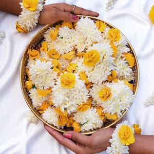 Jasmine Wedding Gajra Hair Accessory: Indian Bridal Jewelry