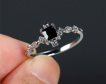 Fashion Women Cut Black Stone Ring Set Black Gold Plated Love Heart Rings  Gift 
