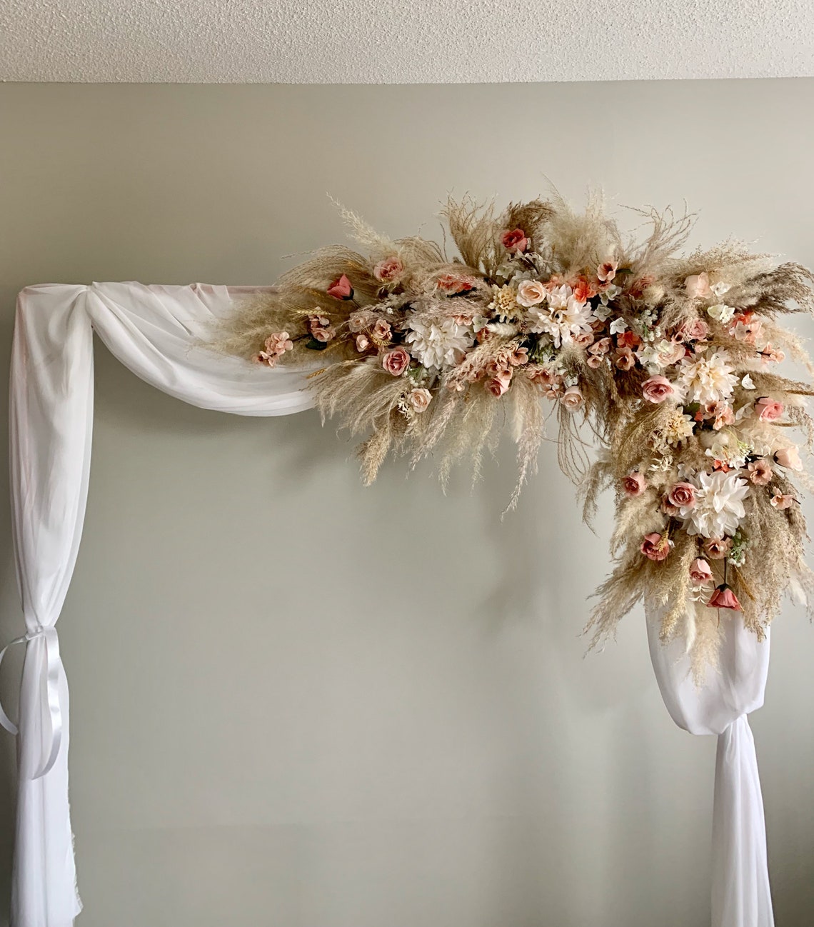 Natural Pampas Grass Wedding Arch Flowers/boho Arch - Etsy