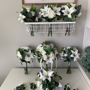 Lilies&Succulents wedding bouquets package/Bridal bouquet with silk flowers/White wedding set/Bridesmaid bouquet/Boutonniere/Wedding flowers