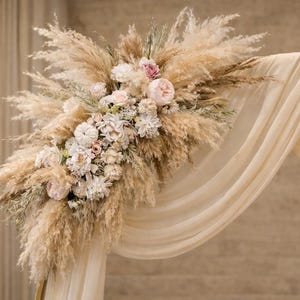 Pampas Wedding Arch Flowers, Circle Arch Decor, Boho Arch Swag Set, Blush Pampas Arch Arrangement, Wedding Ceremony Backdrop