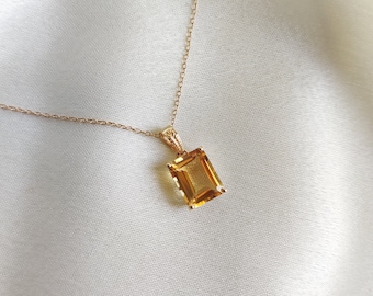 Natural Citrine Pendant, 14K Solid Gold Yellow Pendant, November Birthstone, Citrine Jewelry, Christmas Present, Dainty Birthstone Pendant