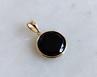 Natural Black Onyx Pendant, 14K Solid Gold Black Onyx Pendant, Solid Gold Bezel Pendant, December Birthstone, Christmas Gift, Round Pendant