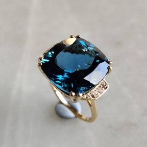 Natural London Blue Topaz Ring, 14K Solid Gold Ring, BlueTopaz Diamond Ring, December Birthstone, Statement Ring, London Blue Topaz Jewelry